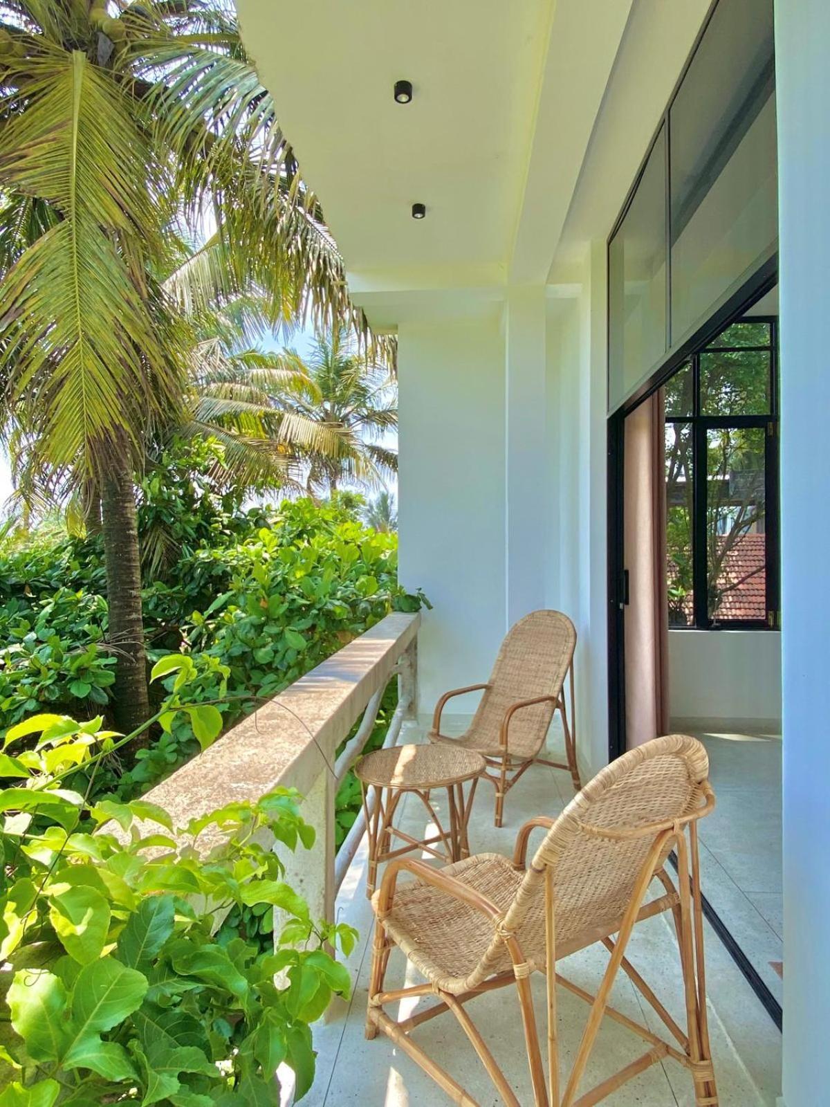 Lotus Surf House Ξενοδοχείο Midigama East Εξωτερικό φωτογραφία