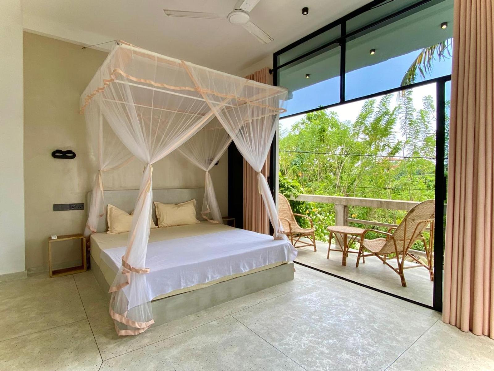 Lotus Surf House Ξενοδοχείο Midigama East Εξωτερικό φωτογραφία