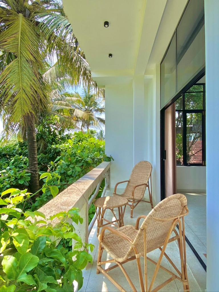 Lotus Surf House Ξενοδοχείο Midigama East Εξωτερικό φωτογραφία