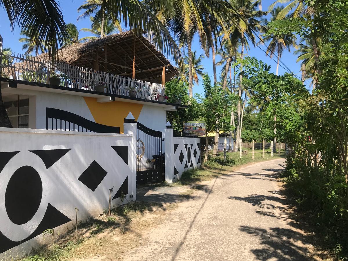 Lotus Surf House Ξενοδοχείο Midigama East Εξωτερικό φωτογραφία